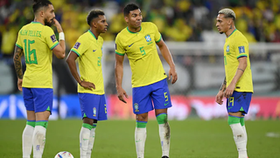 Antony và các đồng đội khó chịu với máy lạnh trong SVĐ World Cup 2022