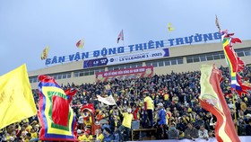 Chiến thắng 3-0-Thầy trò HLV Văn Sĩ tạo nên cơn địa chấn trên sân Thiên Trường trong ngày khai mạc V-League 2021. Ảnh: Minh Hoàng
