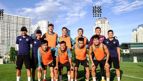 CLB Hà Nội chưa đủ quân ở thời điểm hiện tại do nhiều cầu thủ cách ly cùng đội tuyển quốc gia. Ảnh: HNFC