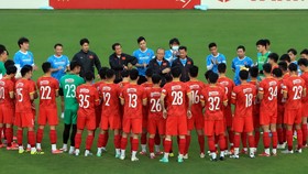 HLV Park Hang-seo có 5 ngày làm việc cùng các học trò trước cuộc so tài với Nhật Bản vào tối 11-11