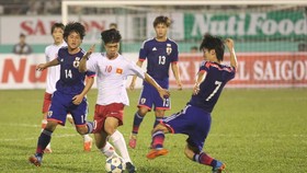 Công Phượng sẽ có cuộc tái ngộ thú vị với Minamino (số 13) sau 7 năm kể từ giải Tứ hùng U19 trên sân Thống Nhất. Ảnh: Bạch Dương