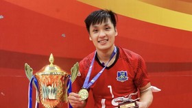 Văn Ý khép lại năm 2021 rất ấn tượng