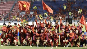 Đội tuyển nữ Việt Nam lần thứ 7 vô địch SEA Games. Ảnh: DŨNG PHƯƠNG