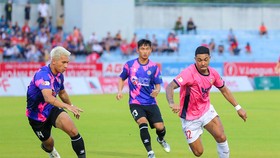 CLB Sài Gòn bất ngờ giành 3 điểm trên sân Hà Tĩnh ở lượt đi