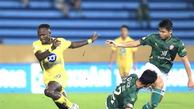 Hai đội TPHCM và Nam Định so kè ở cuối bảng xếp hạng từ đầu mùa đến nay