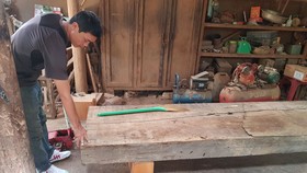 Phát hiện thêm nhiều điểm tập kết gỗ “khủng” tại Đắk Lắk