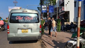 Phát hiện xe khách vận chuyển 2 cá thể rắn hổ chúa
