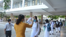 Học sinh Đà Nẵng đi học trở lại sau thời gian giãn cách do Covid-19