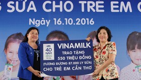 Trong hành trình 12 năm Vinamilk và Quỹ sữa Vươn Cao Việt Nam đã trao tặng 35 triệu ly sữa cho 441 ngàn trẻ em khó khăn trên khắp Việt Nam