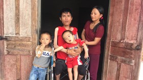 Gia đình anh Trần Văn Sơn rất khó khăn