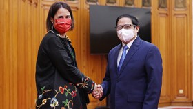 Thủ tướng Phạm Minh Chính tiếp Đại sứ New Zealand tại Việt Nam Tredene Cherie Dobson. Ảnh: TTXVN