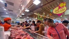 Siêu thị Co.opmart giảm giá thịt heo 3 ngày cuối tháng 7 để góp phần chia sẻ với khách hàng