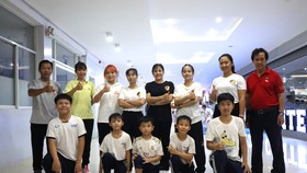 CLB wushu quận 3 là nơi tập luyện của cả VĐV phong trào và tuyển thủ chuyên nghiệp, ở nhiều độ tuổi khác nhau. Ảnh: NGUYỄN ANH