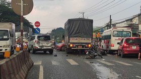 Xe tải tông liên tiếp nhiều xe ô tô và xe máy trên Quốc lộ 1, tài xế không vi phạm nồng độ cồn