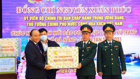 Thủ tướng Nguyễn Xuân Phúc: Việt Nam là một trong số ít các nước tăng trưởng dương trên thế giới 