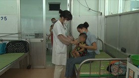 Bệnh tay chân miệng tại Quảng Nam tăng 7,5 lần so với năm ngoái