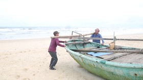 Quảng Nam di dời hơn 400.000 dân, cho học sinh nghỉ học để phòng tránh bão số 4