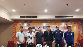 Buổi họp báo của U19 Việt Nam và các đối thủ trước Giải U19 Đông Nam Á 2022. ẢNH: PHAN HỒNG