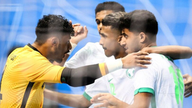 Niềm vui chiến thắng của các cầu thủ futsal Saudi Arabia