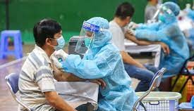 Tiêm vaccine Covid-19 mũi 3 và 4 để ứng phó biến thể phụ BA.5