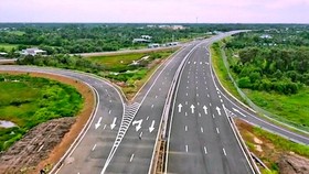Trên 8.365 tỷ đồng đầu tư Dự án cao tốc Dầu Giây - Tân Phú