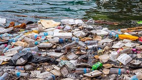 Đồ nhựa dùng một lần chiếm 72% lượng rác thải nhựa