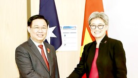 Chủ tịch Quốc hội Vương Đình Huệ tiếp  Bộ trưởng Bộ Ngoại giao Australia Penny Wong
