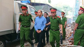 Bị cáo Nguyễn Hữu Tín nhận 7 năm tù