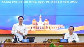 Phó Thủ tướng Vũ Đức Đam đề nghị TPHCM dùng ngân sách mua 70% sách giáo khoa