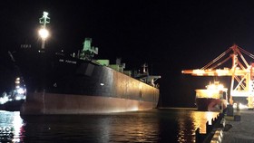 2 công nhân tử vong nghi ngạt khí gas trong khoang tàu hàng 