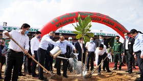 Thủ tướng mong muốn Phú Yên đi đầu trong đề án trồng mới 1 tỷ cây xanh