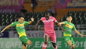 Sài Gòn FC - Cần Thơ 1-2: "Tội đồ" Văn Phong