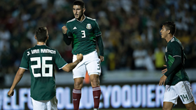 Mexico - Costa Rica 3-2: Guzman, Martin, Raul Jimenez lâp công