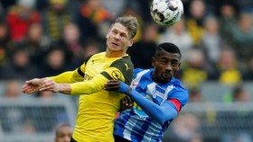 Dortmund - Hertha Berlin 2-2: Sancho lập cú đúp, Kalou 2 lần gỡ hòa