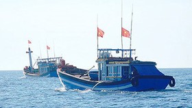 Cứu nạn thành công 49 ngư dân Quảng Nam gặp nạn giữa biển