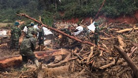 Tạm dừng tìm kiếm người mất tích tại xã Phước Lộc để phòng tránh bão số 10