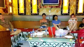 Điều tra nhóm thanh niên phê ma túy trong quán karaoke ở Long An