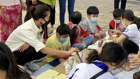 NSND​ Kim Xuân, Hồng Ánh, Kim Duyên đồng hành chăm lo cho trẻ bị ảnh hưởng bởi HIV/AIDS
