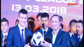 Bóng đá TPHCM xuất quân thi đấu V.League 2018