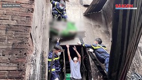 Cháy nhà giữa đêm, 2 mẹ con tử vong