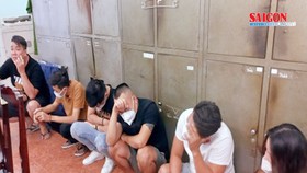 Nhóm thanh niên “bay lắc” trong quán bar, dương tính ma túy bị bắt ở Đồng Nai