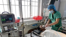 30 phút can thiệp cứu sống bệnh nhân bị đa chấn thương nguy kịch
