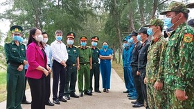 Phó Chủ tịch nước Võ Thị Ánh Xuân kiểm tra phòng, chống dịch Covid-19 ở Kiên Giang