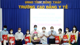 Ủy ban Trung ương MTTQ Việt Nam chúc Tết Chôl Chnăm Thmây ở Đồng Tháp