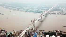 Hợp long cầu Bạch Bằng nối tỉnh Quảng Ninh và TP Hải Phòng