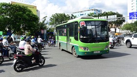 Ngày mai (28-3), TPHCM tạm ngưng hoạt động xe buýt liên tỉnh  ​