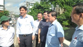 Chủ tịch UBND TPHCM Nguyễn Thành Phong chỉ đạo: Khẩn trương triển khai dự án rạch Xuyên Tâm  ​