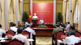 Chủ tịch nước Nguyễn Xuân Phúc chủ trì Phiên họp thứ hai Hội đồng Quốc phòng và An ninh