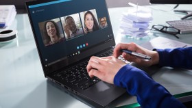 Lenovo giới thiệu bô đôi laptop ThinkPad X1 Carbon Gen 7 và ThinkPad X1 Yoga Gen 4 