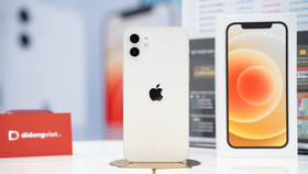 Phiên bản iPhone 12 mini và iPhone 12 đang được các hệ thống giảm giá nhằm kích cầu khách hàng mua sắm, thúc đẩy doanh số bán máy.